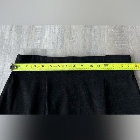 UNBRANDED Black Suede Like Pencil Skirt Size 12P - Picture 5 of 5